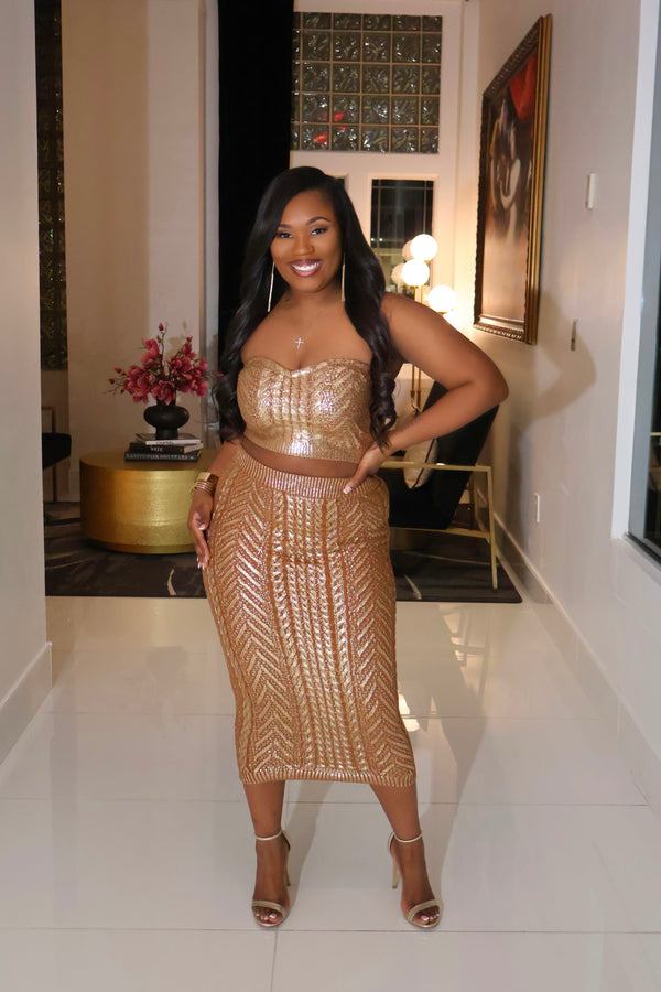 NOT AVERAGE SKIRT SET-GOLD