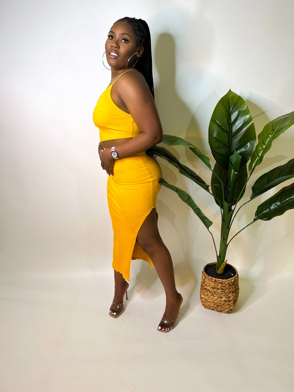 HEARTBREAKER RIBBED MIDI DRESS - MUSTARD