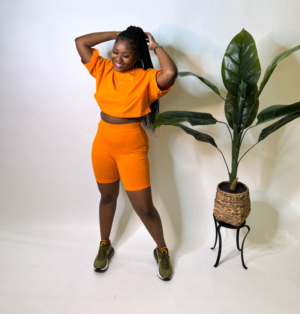 ON CHILL TWO PIECE BIKER SHORT SET - ORANGE